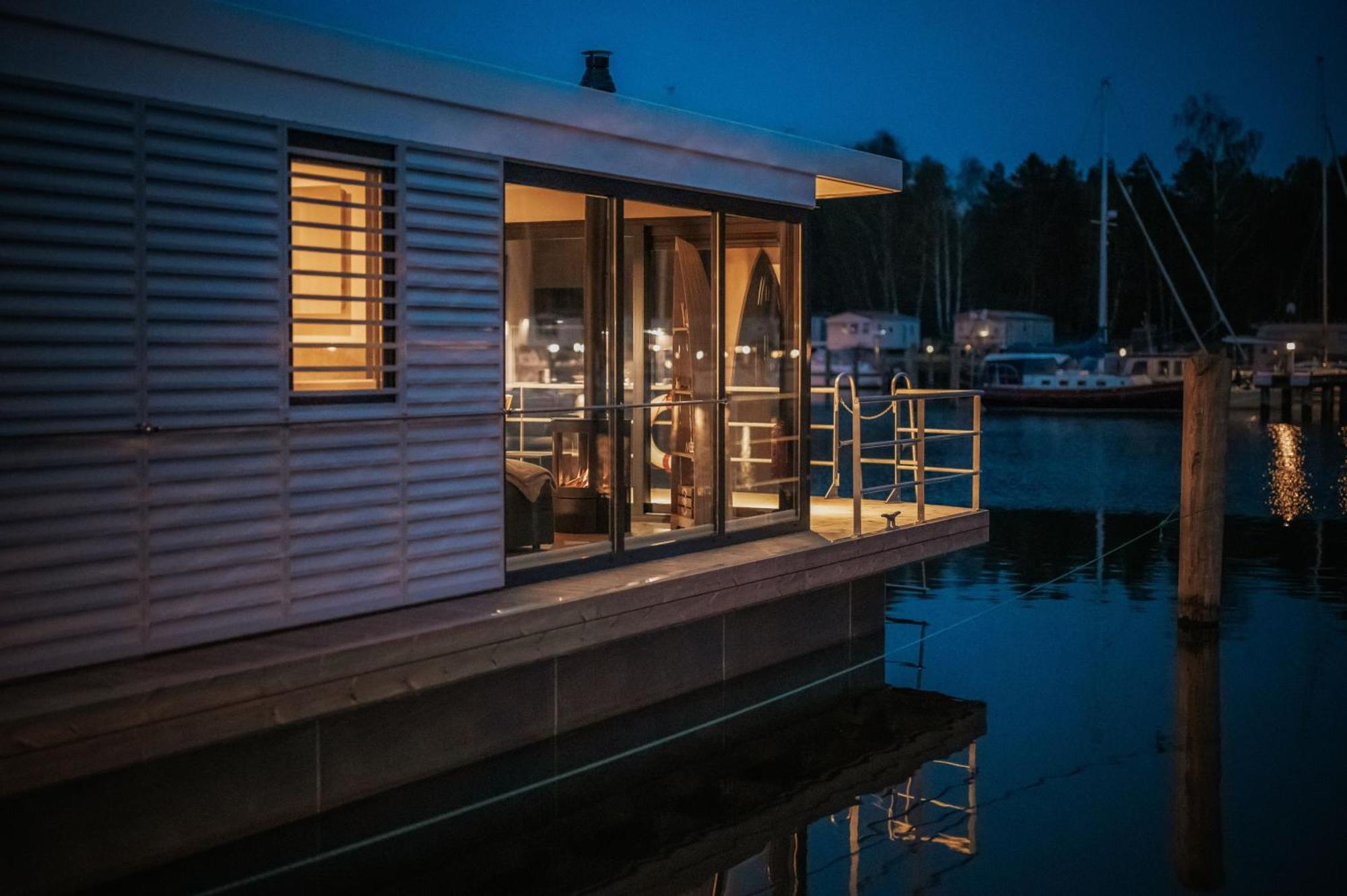Floatinghouses Peenemuende מראה חיצוני תמונה